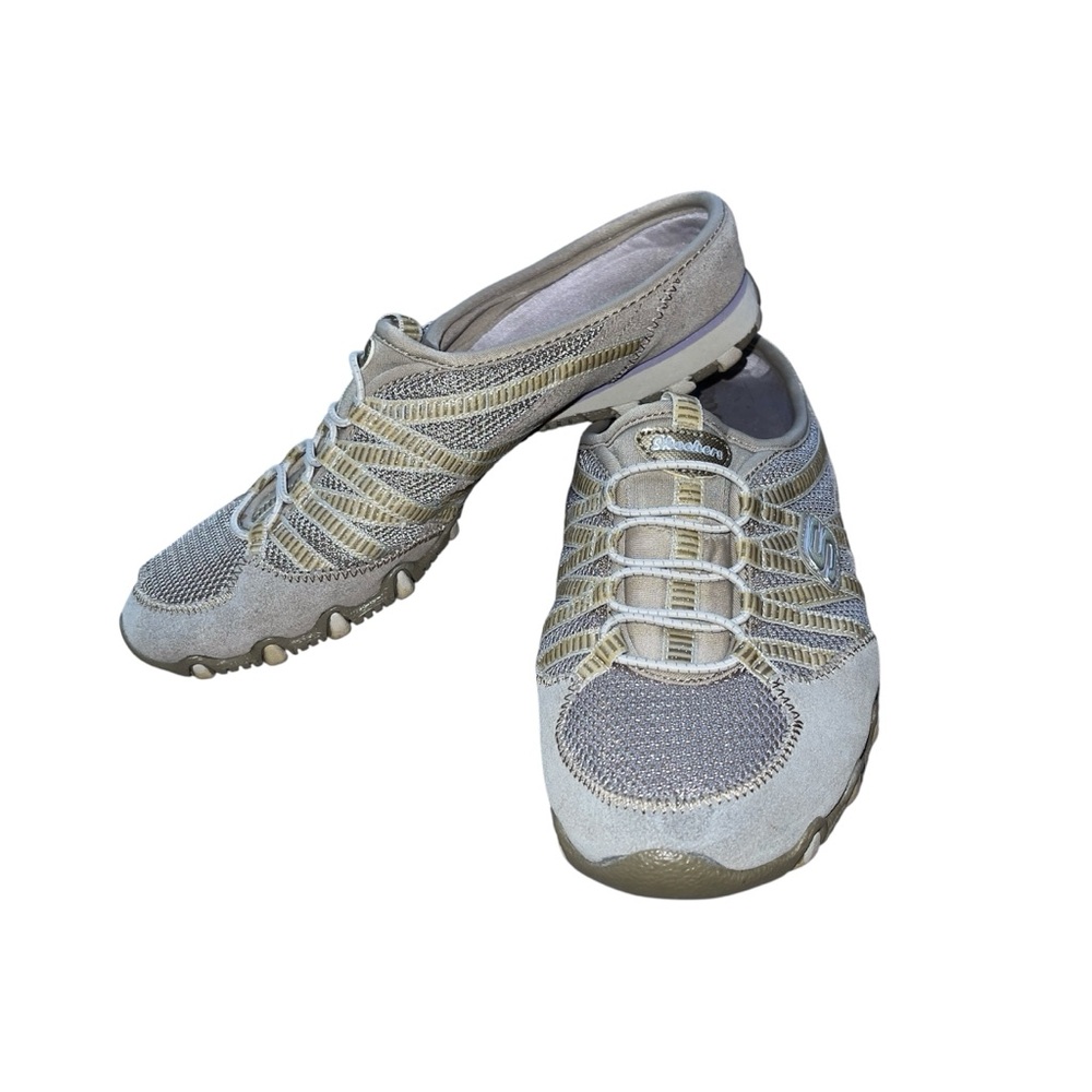 7.5 Slip on Skechers Sneakers, Gray w/gold glittered ribbon detailing